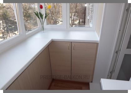 Теплое остекление пластиковыми окнами с выносом подоконника в Королеве