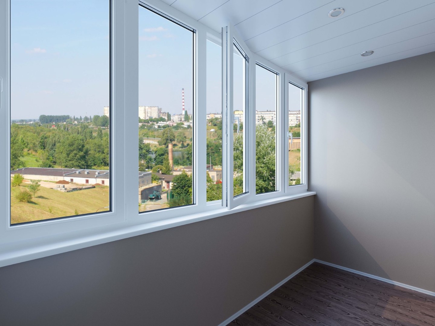 Тёплое остекление балконов пластиком и отделкой гипсокартоном в Королеве