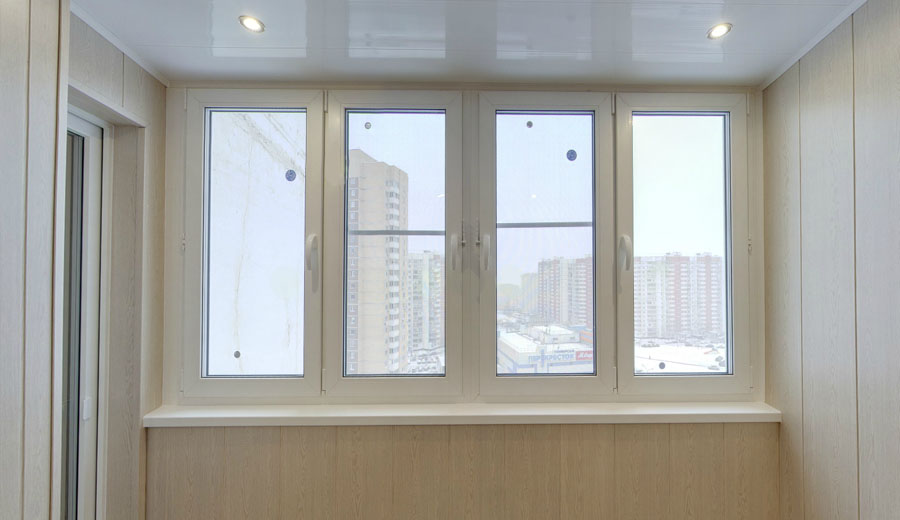 Тёплое остекление балкона профилем КВЕ и отделкой панелями ПВХ в Королеве