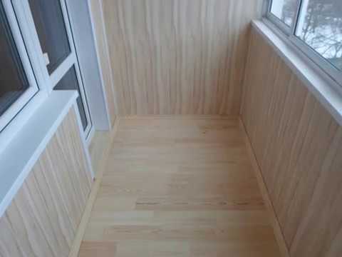 Теплое остекление балкона пластиковыми окнами со змеевидным водяным теплым полом в Королеве