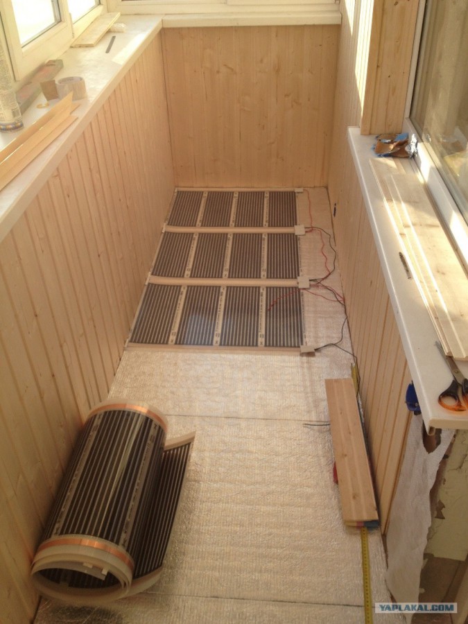 Теплое остекление лоджии пластиковыми окнами с теплым пленочным ИК полом в Королеве