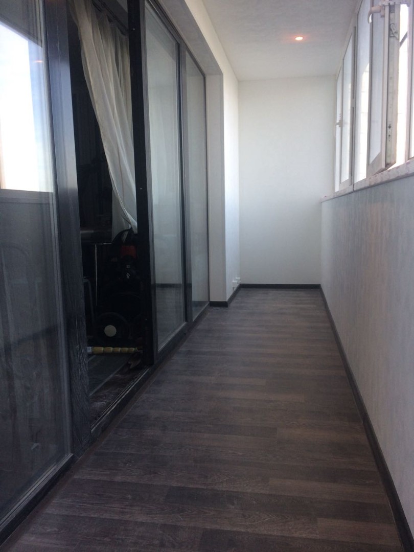 Теплое остекление профилем Rehau и объединение балкона с комнатой в Королеве