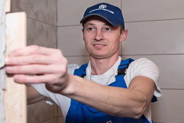 Остекление балконов в Королеве