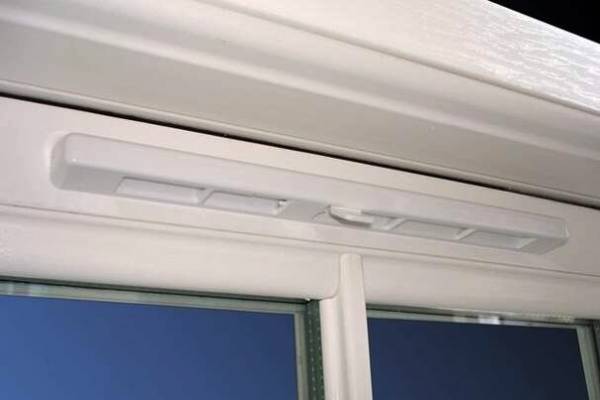 Остекление балконов в Королеве